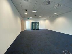 Capitagreen (D1), Office #555453871